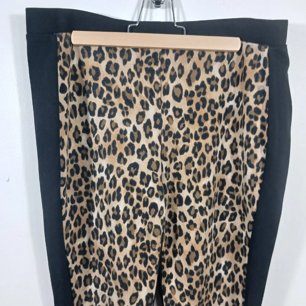 Chico's Animal Print/Black Ponte Legging Pants, Size 1 (Med.) Stretchy Greatness - Picture 4 of 12